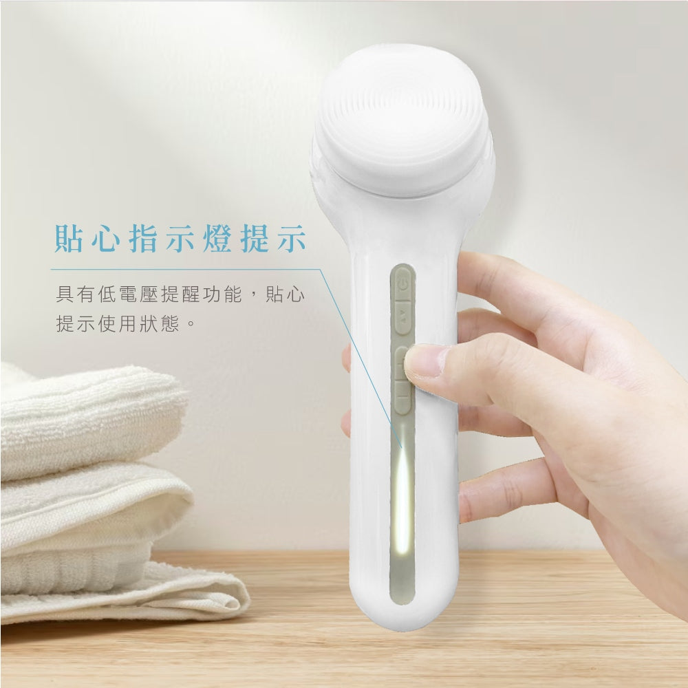 【KINYO】淨顏清透電動洗臉機 AMC-6220 附三款刷頭 360°雙向旋轉 IPX5防水 USB充電